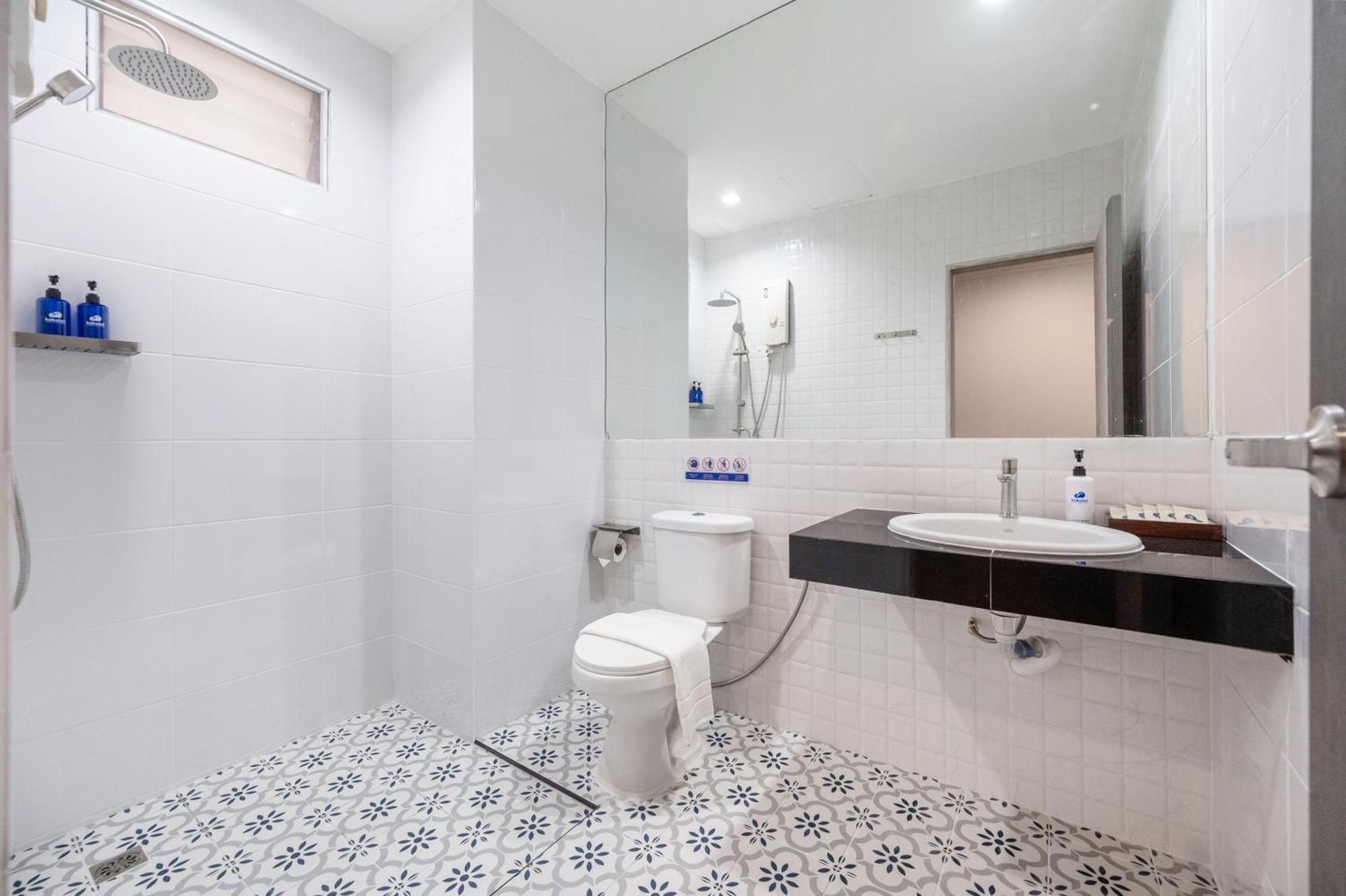Kokotel Pattaya North Beach Ngoại thất bức ảnh