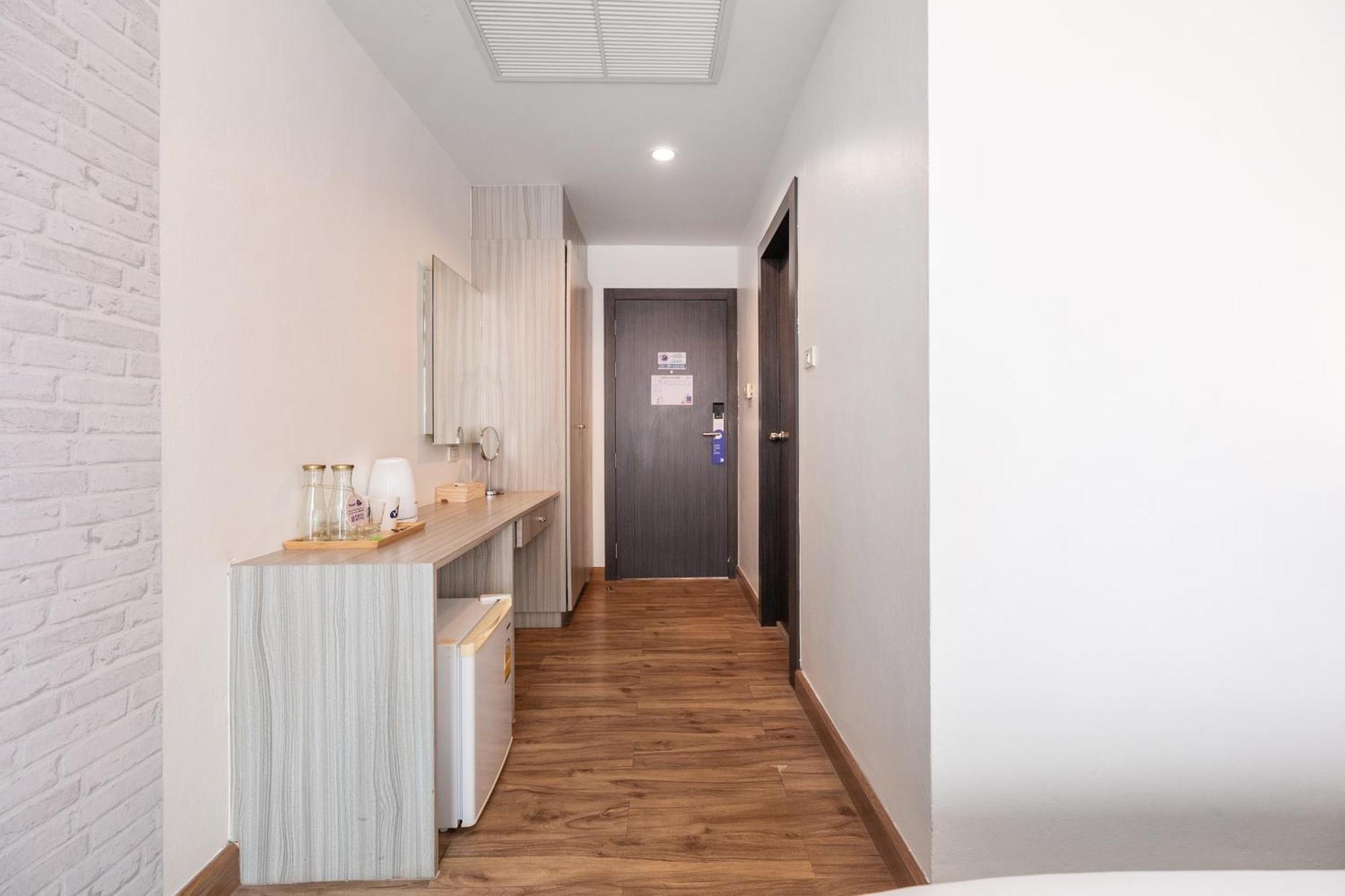 Kokotel Pattaya North Beach Ngoại thất bức ảnh