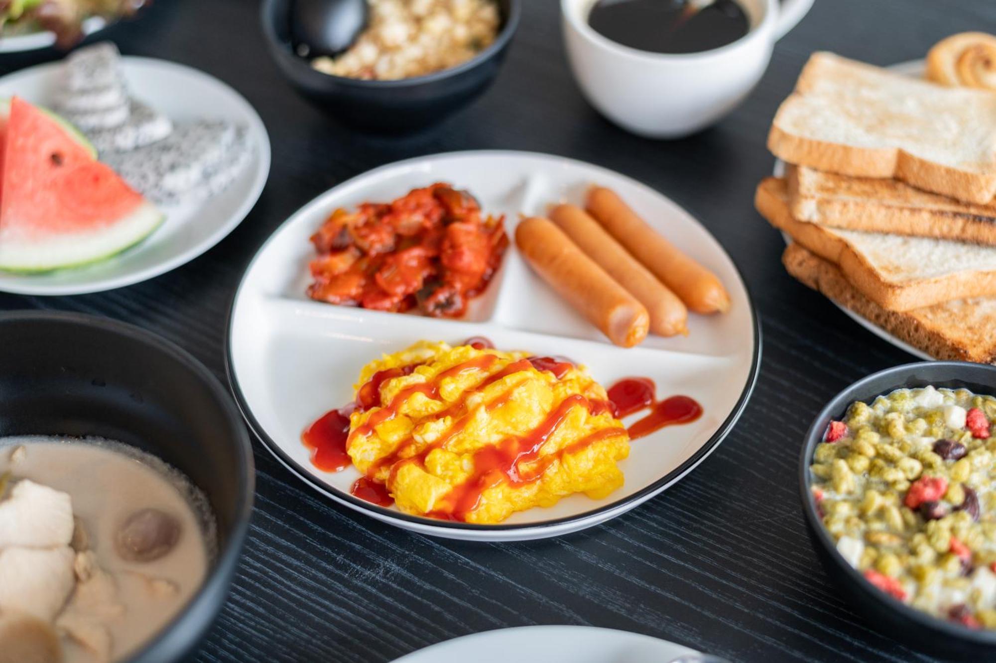 Kokotel Pattaya North Beach Ngoại thất bức ảnh