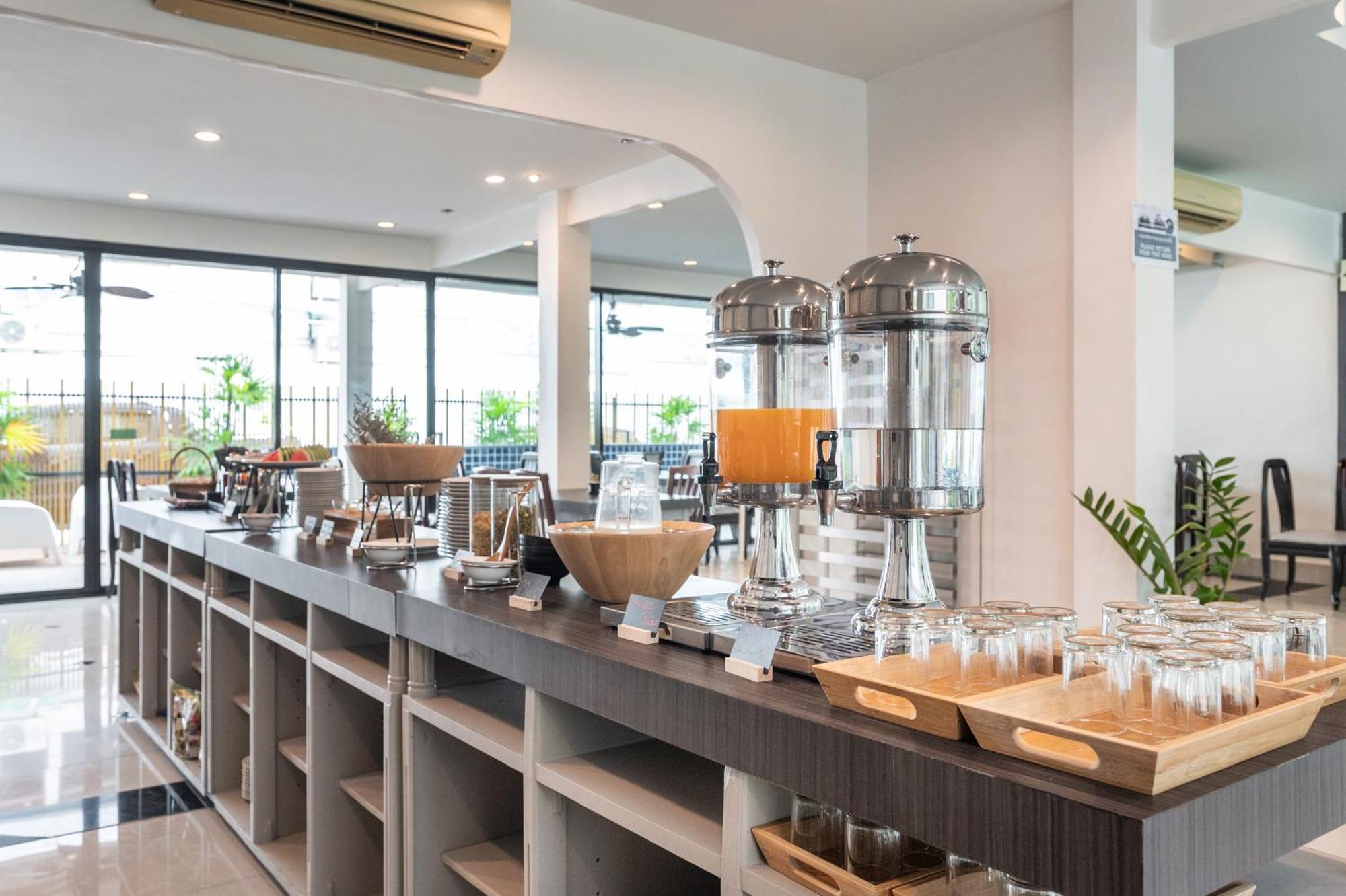 Kokotel Pattaya North Beach Ngoại thất bức ảnh